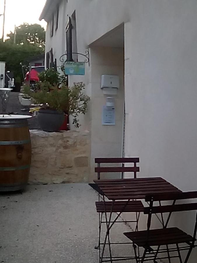 Clos Des Morillons Venerand Exterior photo